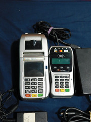 First Data FD130 DUO Credit Card Machine with FD-35 EMV NFC Pin Pad – Untested