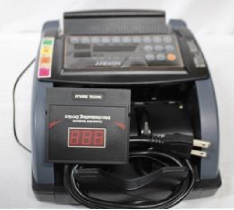 Aneken Bill Counter, Electric Wired, Adjustable Tray, Plastic
