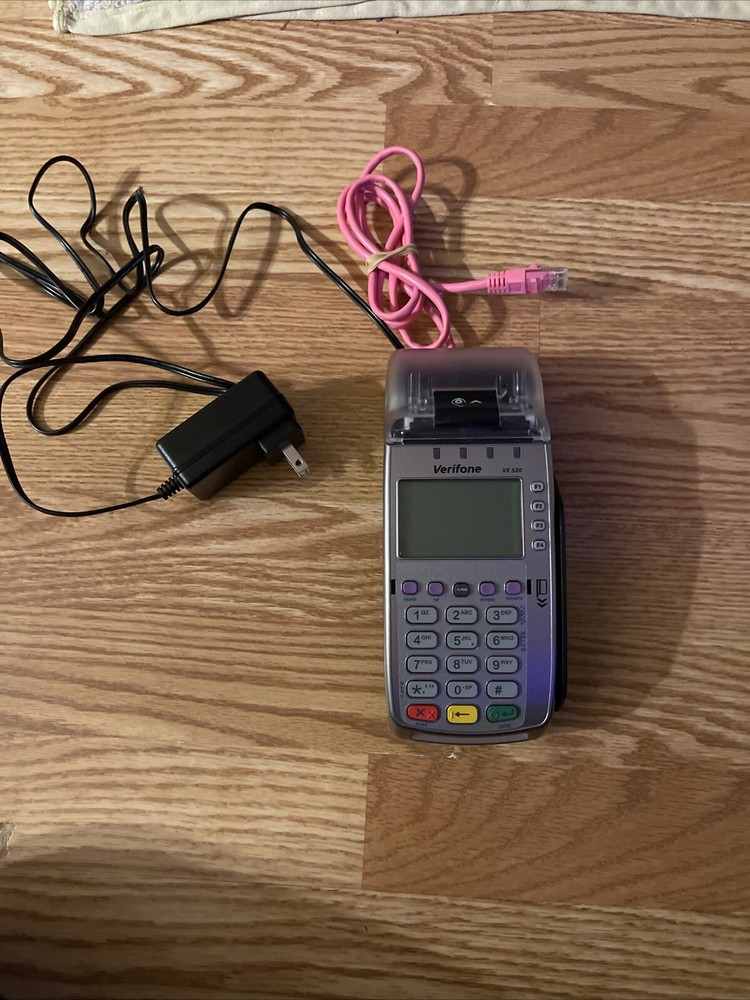 VeriFone VX520 Credit Card Terminal Machine M252-653-AD-NAA-3 Pre-Owned