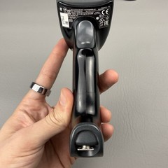 Honeywell 1452g Wireless Industrial Barcode Scanner With Cradle Charging Base