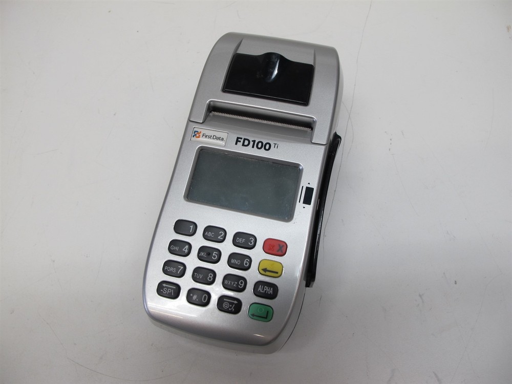 First Data FD-100 Ti Credit Card Terminal Machine