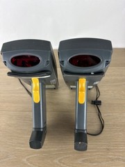 Symbol PDT 6846 Bar Code Reader with base and charger – powers on – Scanner