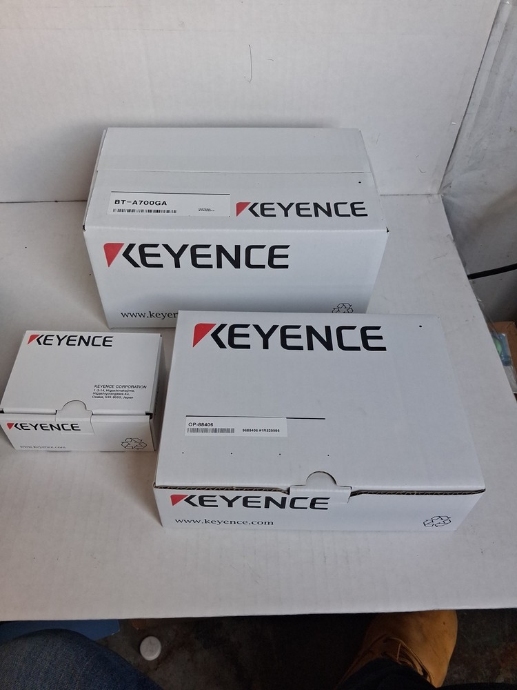 Keyence code scanner BT-A700GA Kit Brand New With Battery And Protector Case