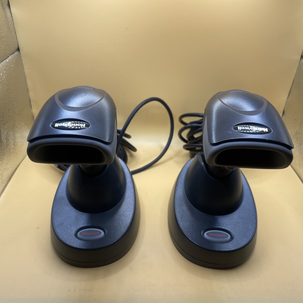 Lot of 2 Honeywell 1472G Wireless Barcode Scanner W/ CCB01-010BT Base & usb