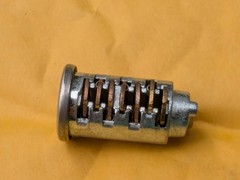 IBM/Toshiba 9952 Cash Drawer Lock PN 4674170 (No Keys)