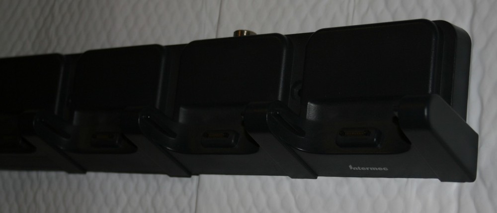 New Intermec Four Bay Multi-Dock Charger CN3 / CN4 871-026-102