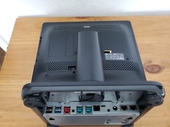 EloPOS 15&Prime; E931896 AiO POS Computer – Win10 / Core i3 / 4GB RAM / 128GB M.2 SSD