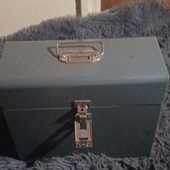 Lockable Metal Cash Box with Carry Handle, Latch.