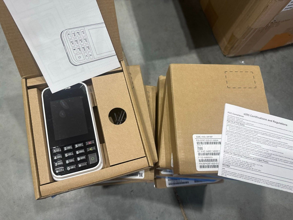 (Lot of 14) VERIFONE E285 M087-500-01-WWA Mobile Payment Terminals Open Box