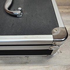 Vaultz Cash Box, Black/Chrome 9.8&Prime; x 4.8&Prime; x 8.5&Prime; Combination Lock.