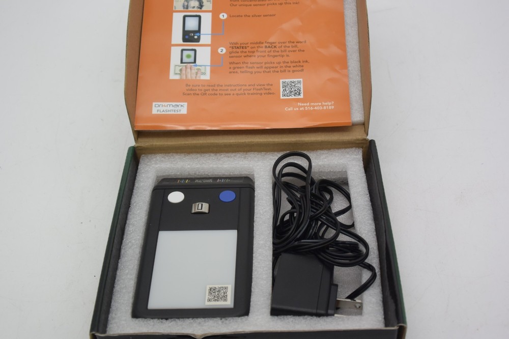 Dri Mark 351FT Flash Test Counterfeit Money Bill Detector Machine UV Ink Black