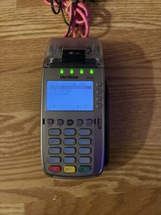 VeriFone VX520 Credit Card Terminal Machine M252-653-AD-NAA-3 Pre-Owned