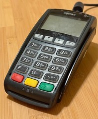 2x INGENICO IPP320 CREDIT CARD READER MODEL IPP320-31T3494A