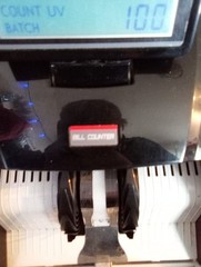 Donavans Expensive Bill Counter Counts Has Much Bills It Can Hold