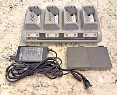 ZEBRA UCLI72 4-Quad Battery Charger for QLn Series Printers | +2 Used Batteries