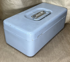 Vintage Lit-Ning Metal Cash Box with Handle Made in USA