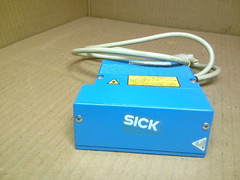 Sick CLV432-6010 Oscillating Mirror Barcode Scanner 1017983-New In Box