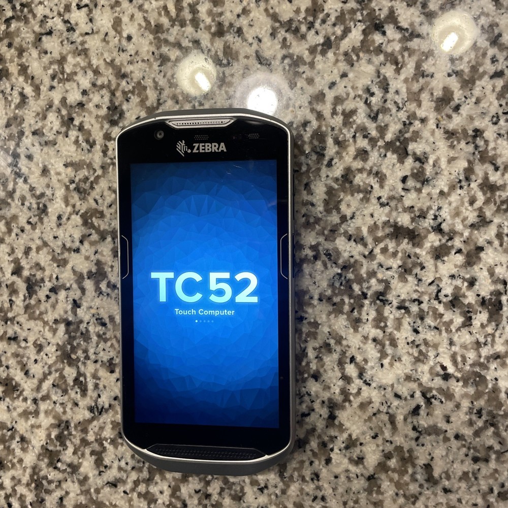 Zebra TC52 TC520K Mobile Computer Scanner Model TC520K-1PEZU4P-NA & Battery