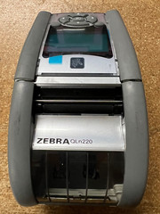 Zebra QLn220 Direct Thermal Printer Monochrome Portable QH2-AUNA0M00-00 – Used