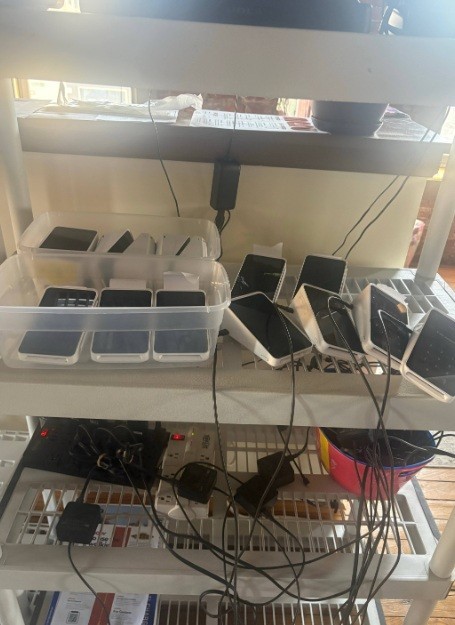Square POS System Bundle 16 Handhelds 2 Registers 1 Ipad Stand 10 Chargers