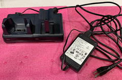 Intermec 1002UU01 FlexDock Charger 852-920-001 For CN70 W/ AC Adapter