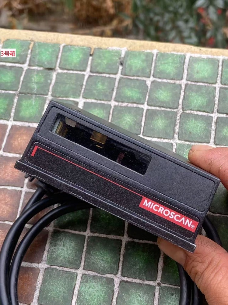 Microscan MS-710 Fixed Mounted Laser BarCode Scanner