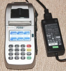 First Data FD-50Ti Credit Card Terminal + Printer 001689064 w/ OEM Power Supply