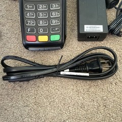 Ingenico iCT 220 Credit Card Payment Reader Terminal W/Cords & Cables Tested