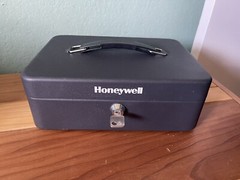 Standard Cash Box, 9.8x7x3.5” Steel Black Two Keys