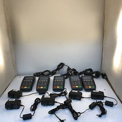 lot of 5 Ingenico IPP350 Credit Card Terminals powers on