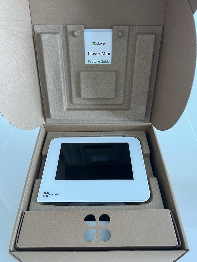 Clover Mini Wifi C300 – Card Reader / POS Point of Sale System w/ Power Supply