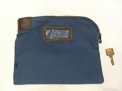 Seven 7 Pin Tumbler Locking Bank Deposit Bag Blue MMF Ind Wheeling IL – 1 Key