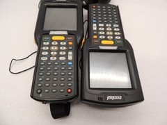 Lot of 4 Symbol MC32N0 Windows CE 7 Scanner Tested Working w/Charger & Batteries