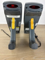Symbol PDT 6846 Bar Code Reader with base and charger – powers on – Scanner