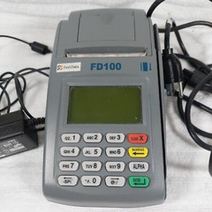 First Data FD-100 Credit Card Machine Terminal Reader & 25 Thermal Paper Rolls