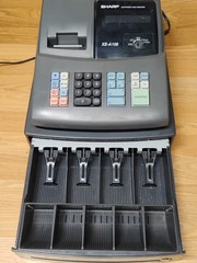 Sharp XE-A106 Cash Register FOR PARTS Powers On UNTESTED – NO Keys – SOLD AS IS