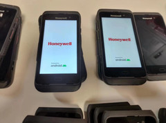 Honeywell – Mobile Computer CT45XP – (CT45P-L1N-38D1E0G) with battery & warranty
