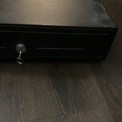 CASH DRAWER | 16&Prime; VOLCORA manual push open cash drawer with Key