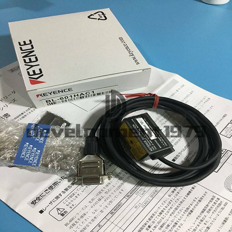 ONE Keyence BL-601HAC1 Laser Barcode Reader Brand New