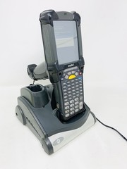 SYMBOL TECHNOLOGIES MC9200 PORTABLE DATA TERMINAL (MC92N0) SCANNER W/ BASE & AC