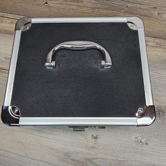 Vaultz Cash Box, Black/Chrome 9.8&Prime; x 4.8&Prime; x 8.5&Prime; Combination Lock.
