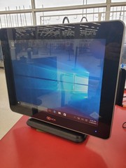 NCR 7761-3000-8800 POS 15&Prime; Touchscreen Terminal Celeron N3160 1.6GHZ 4GB 223HD