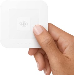 Compact Payment Terminal for Smartphones – Easy Chip & Contactless Transactions