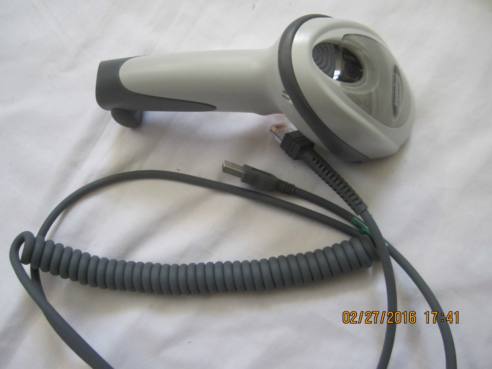 Symbol Motorola DS6707-DC 2D Barcode Scanner with USB Cable