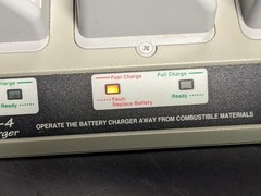 ZEBRA UCL172-4 QUAD BATTERY CHARGER W/ BATTERIES & POWER SUPPLY