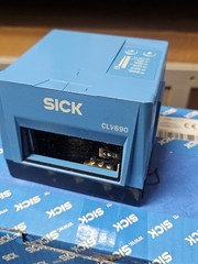 SICK CLV690-0000 Fixed Mount Laser Barcode Scanner w/ Box Manual SOPAS Software