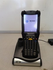 Symbol Motorola MC9090-GJ0HCEQA6WR w/ Battery & Charging Cradle