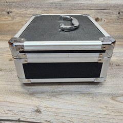 Vaultz Cash Box, Black/Chrome 9.8&Prime; x 4.8&Prime; x 8.5&Prime; Combination Lock.