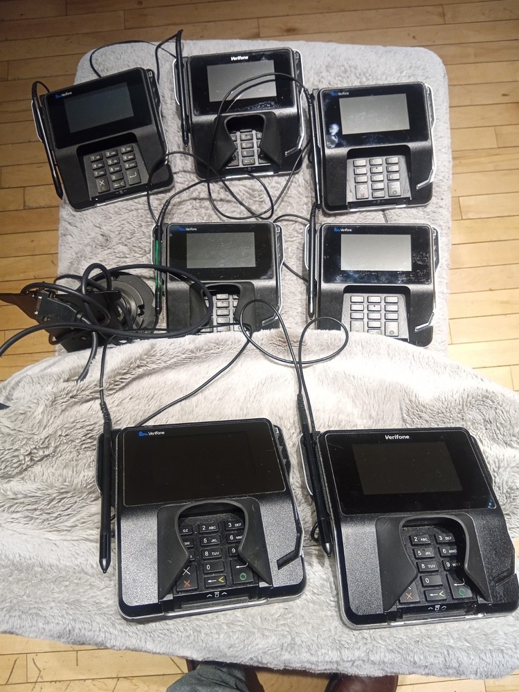 Verifone MX 915 M132-409-01-R Credit Card Pinpad Untested 7termanals+1stand