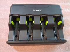 ZEBRA SAC3600 SERIES BATTERY CHARGER (4-SLOT) SAC3600-4001CR, NO AC ADAPTER